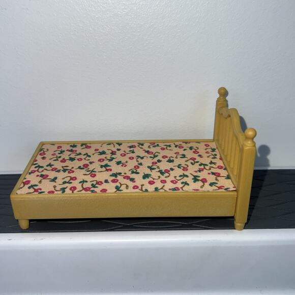 Sylvanian Families Calico Critters Furniture Accessories Figures Lot Piano Desk - Picture 7 of 8